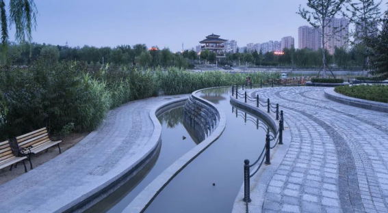 设计师风采展示 我院年度优秀个人获奖者介绍1378.png
