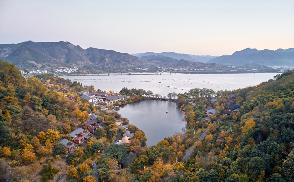 富春开元芳草地度假酒店