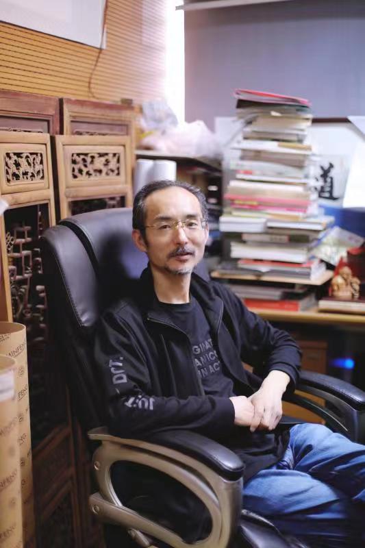 方鸣
