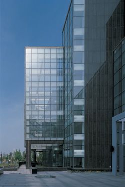 图 11